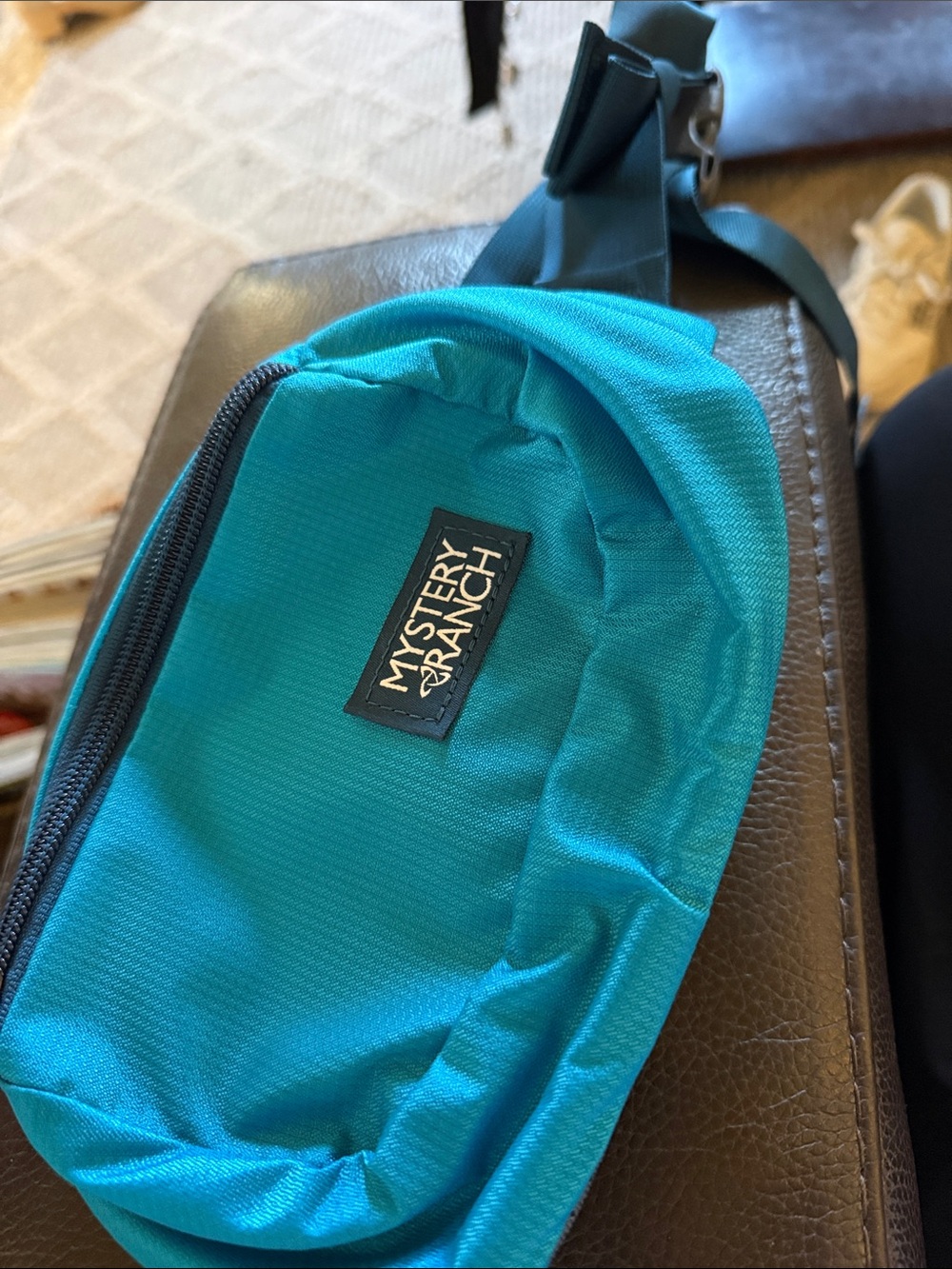 Mystery Ranch Forager 2.5L Hip Pack Bag 7.5oz - Techno - Picture 2 of 3
